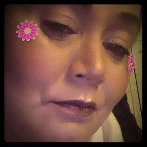 Meet your Posher, Cristina